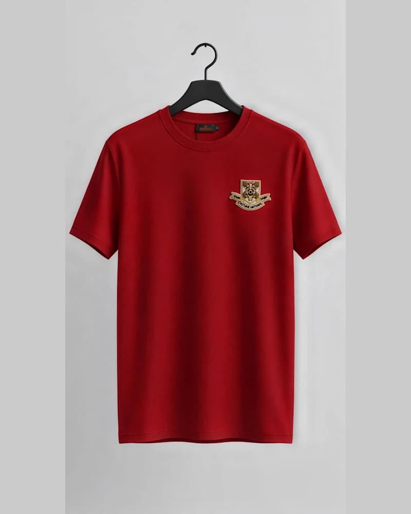 t-shirt-red-chest-emblem-039_yidrqw